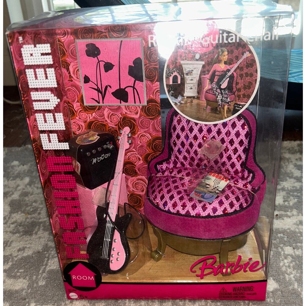 Mattel Barbie Fashion Fever Furniture Set-Rockin' Guitar Chair (NWT)